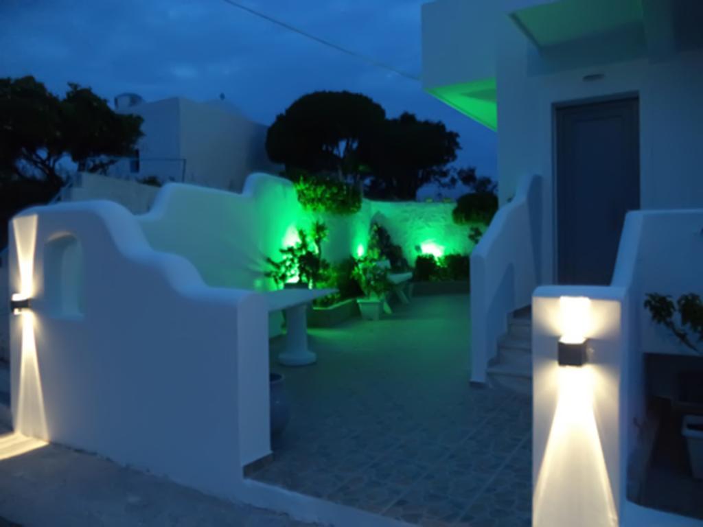 Venus De Milo Apartment Adamantas  Exterior photo